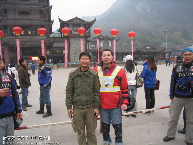 溆浦县有多少人口_彭国甫在洪江市溆浦县调研指导防汛抗灾和灾后重建工作时(2)