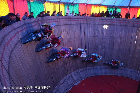 太热闹和惊险刺激了，本地庙会之摩托车杂技团见闻!河南中原美女飞车杂技团! - 摩托车论坛 - 摩托车论坛 - 中国第一摩托车论坛 - 摩旅进行到底!