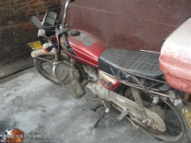 今天巧遇一辆老幸福车125的. - 维修改装 - 摩托