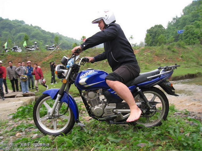 暴力测试SUZUKI GT125的性能 - 摩托车论坛 -