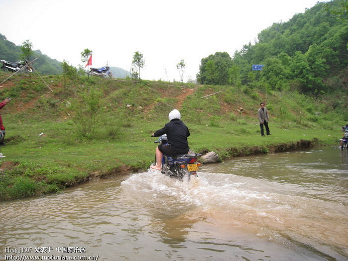 暴力测试SUZUKI GT125的性能 - 摩托车论坛 -