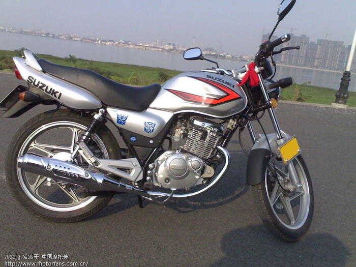 大家帮忙给发点银色EN-2A圆灯版的图片 - 豪爵