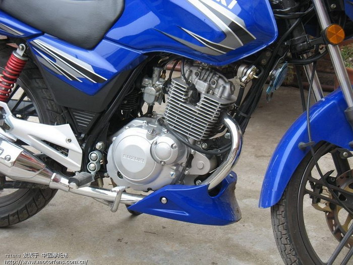 大长江豪爵EN150的推出,对轻骑铃木GSX150