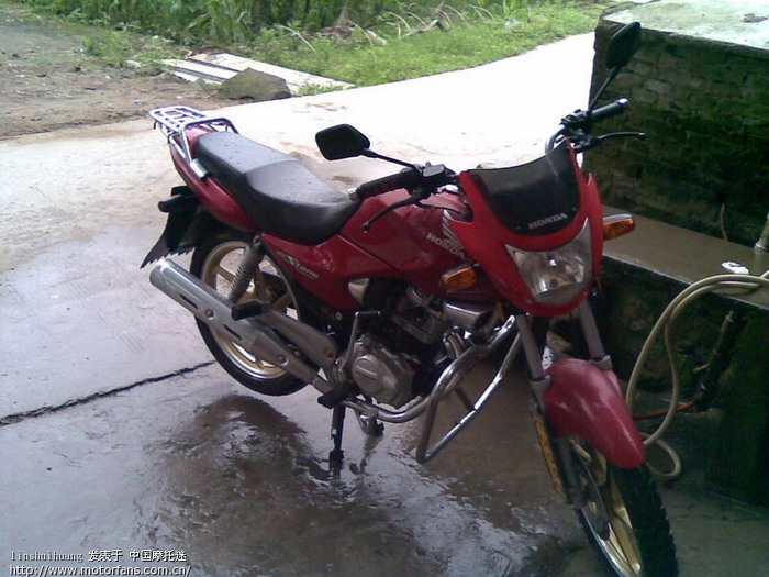 骑新大州本田SDH125-46A的进 - 新大洲本田 -