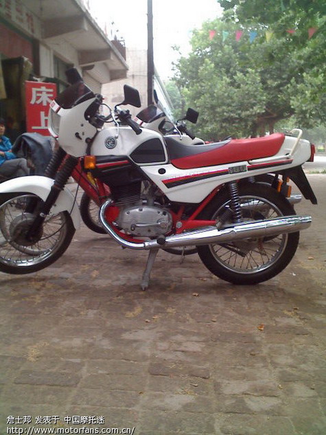 我刚收了2台全新捷克产的佳娃180 - 摩托车论