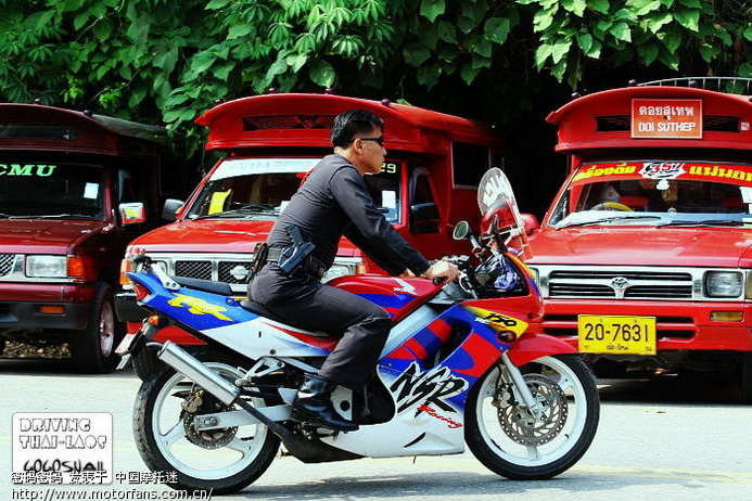 骑摩托的泰国巡警 - 摩托车论坛 - 摩托车论坛 -