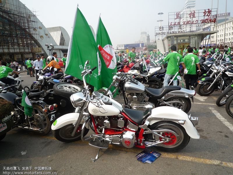 汉大地俱乐部顺利进入武汉赛车协会礼仪车队