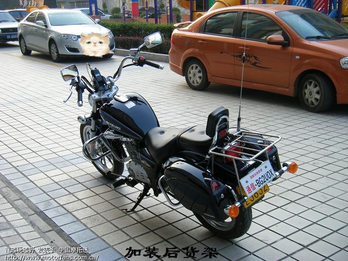豪爵铃木GZ125HS加装货架.边箱灯.天线 - 豪爵