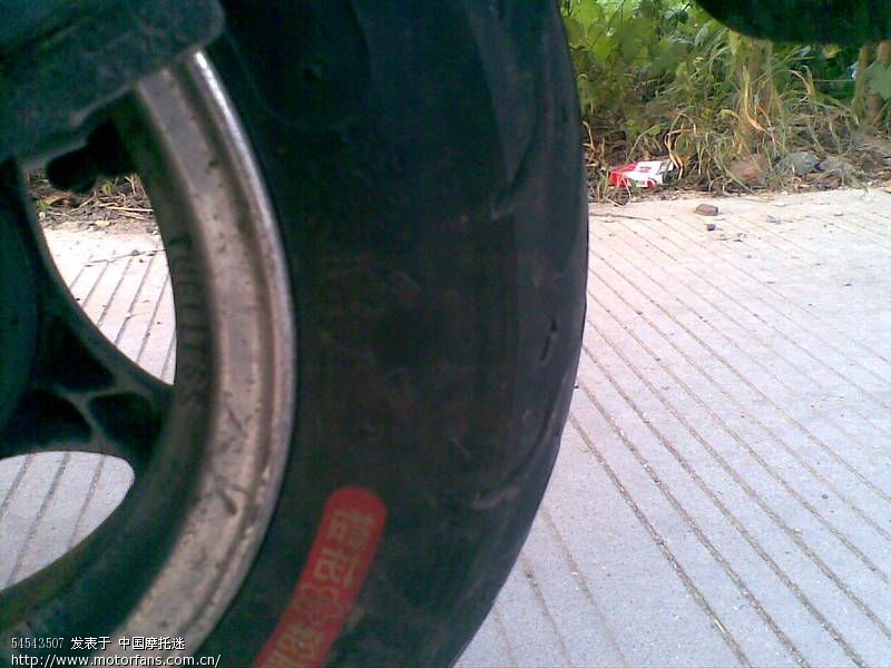 怎么发现摩托车烧机油?-