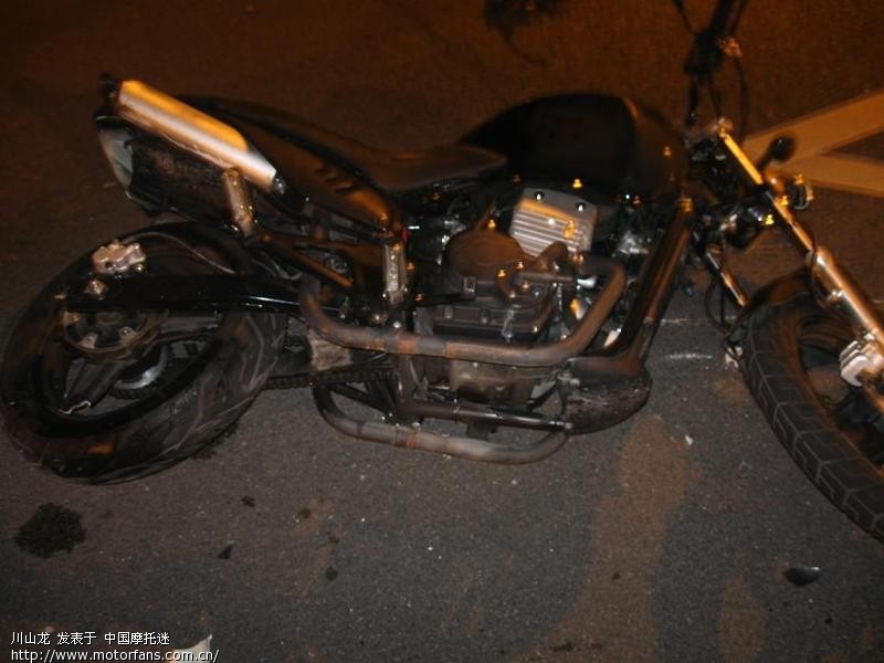 广东江门宝马司机醉酒追尾撞大地鹰王 - 广东摩