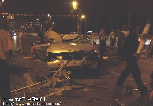 我今天在论坛上看到的新闻!砸宝马 - 雅马哈 - 摩
